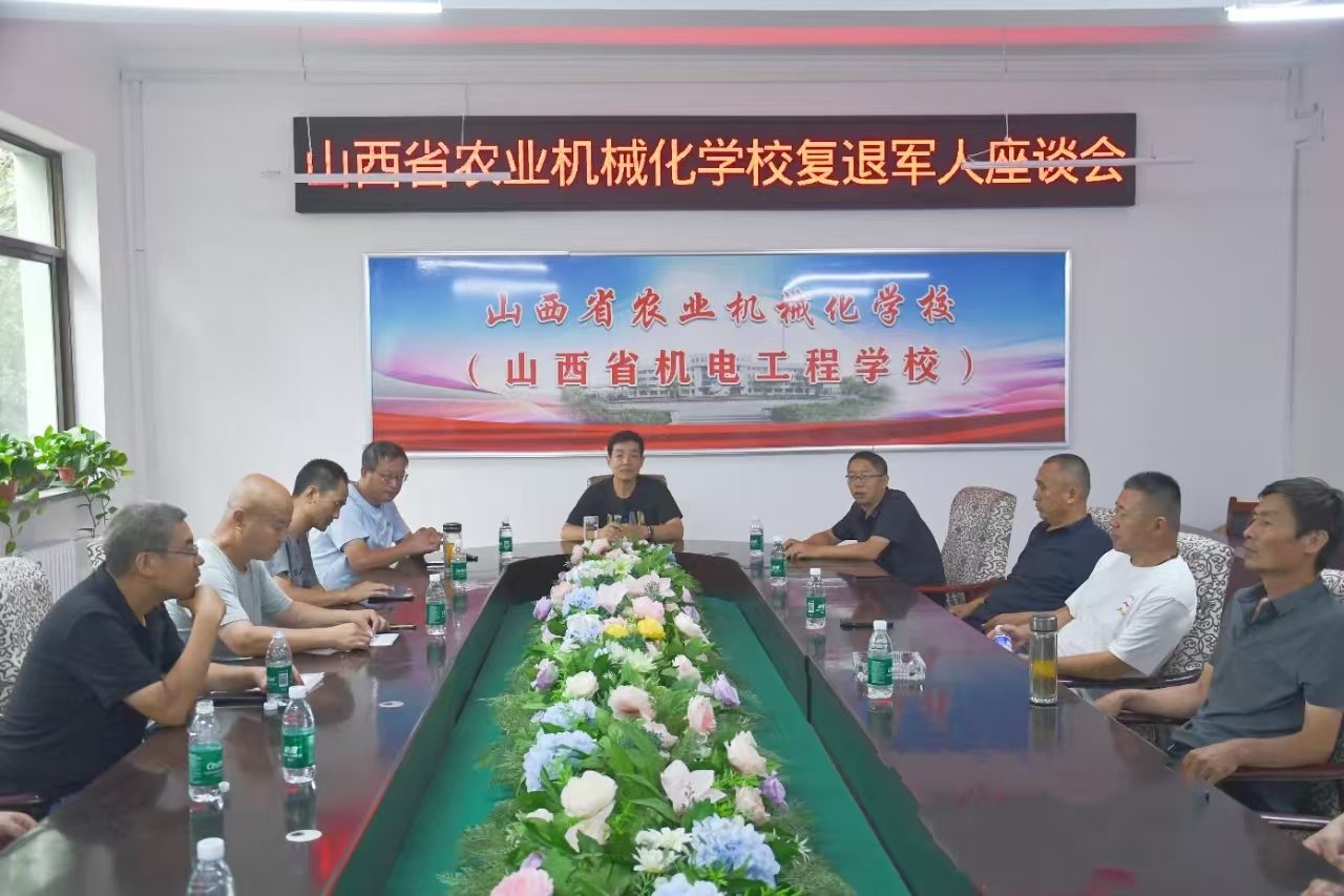 军人.jpg 军人.jpg