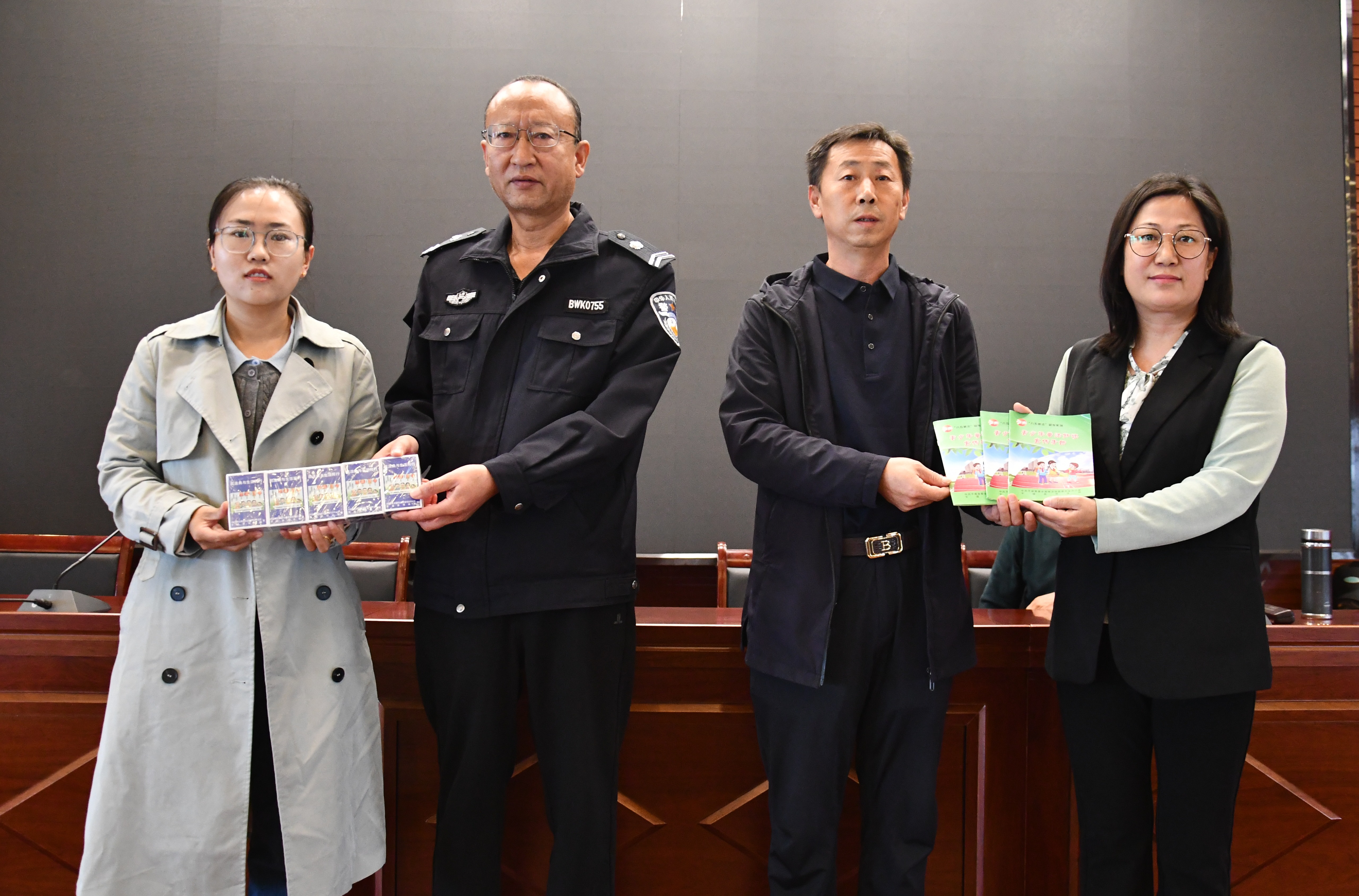 讲座4.jpg 讲座4.jpg